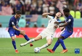 NBA半场：字母哥19分8篮板，雄鹿56-53领先步行者