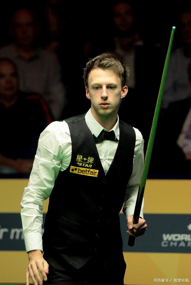 他一贯的硬 他一贯的硬